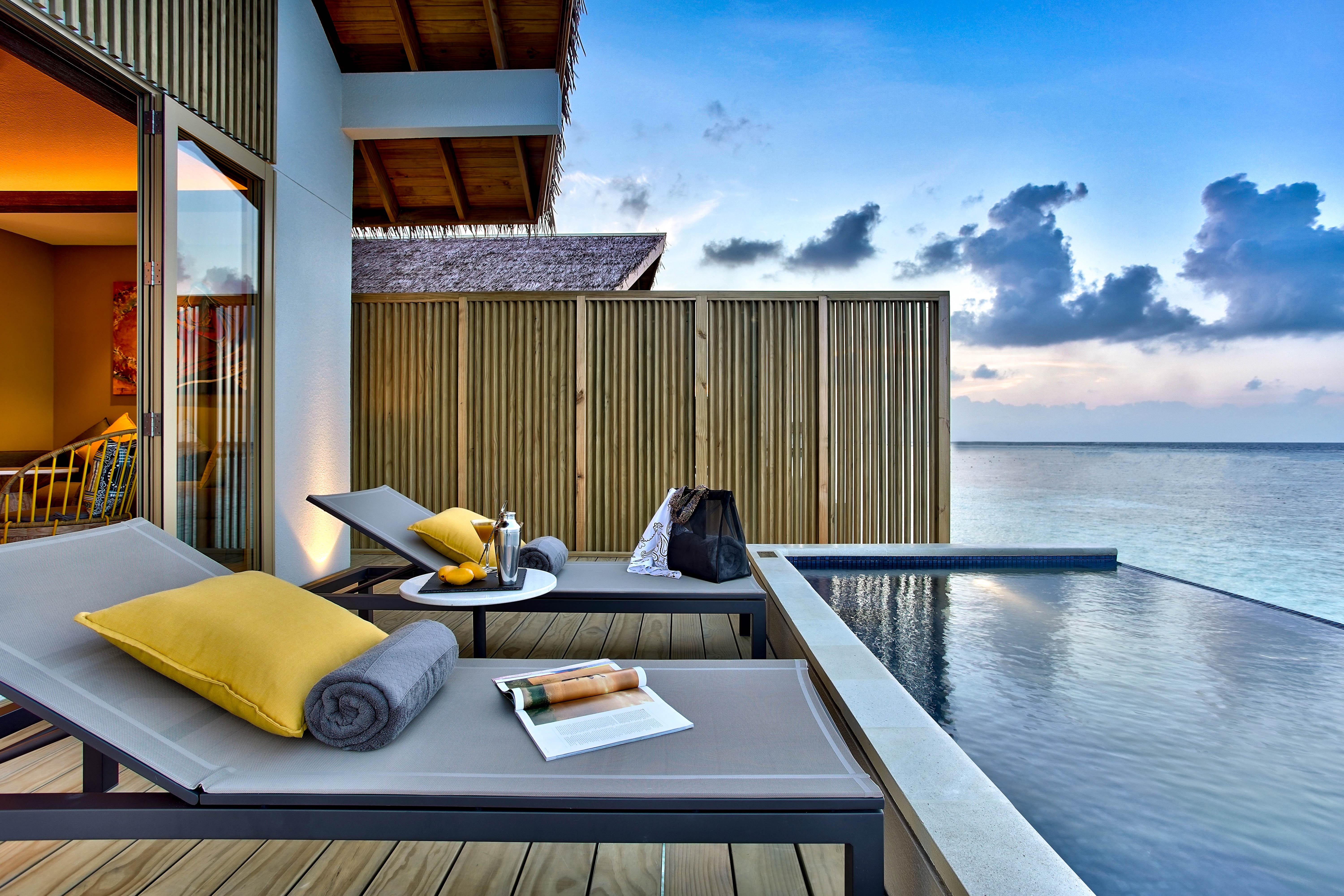 Hard Rock Hotel Maldives - Complimentary Roundtrip Speed Boat Transfer Until 31St October 2025 Emboodhoo Lagoon Εξωτερικό φωτογραφία The view from a pool villa at the resort