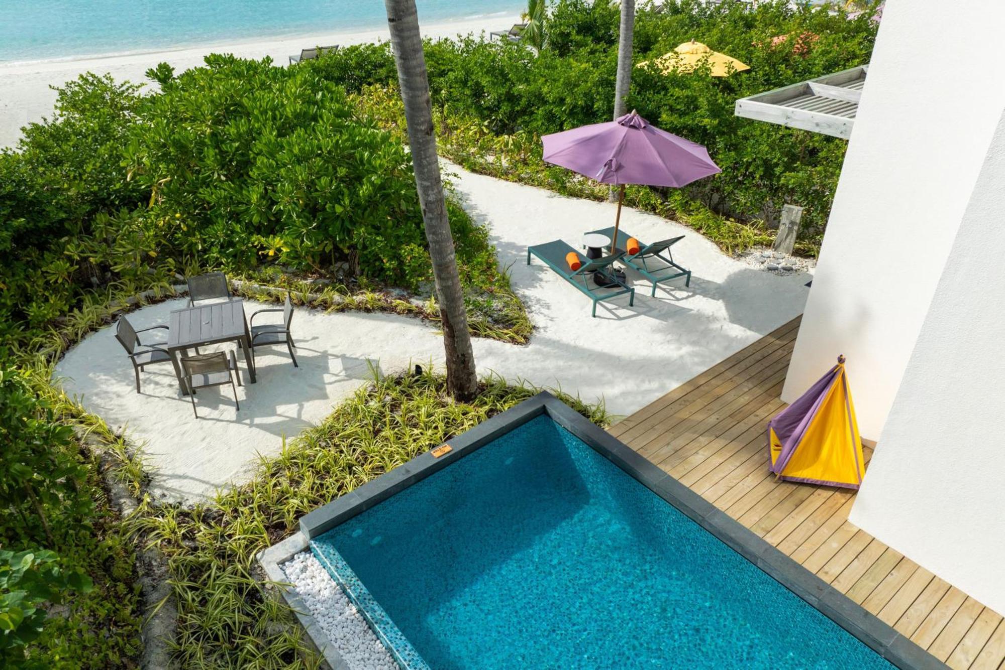 Hard Rock Hotel Maldives - Complimentary Roundtrip Speed Boat Transfer Until 31St October 2025 Emboodhoo Lagoon Εξωτερικό φωτογραφία A private pool at the hotel